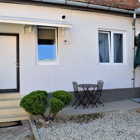 Little House Apartment Sibiu Ngoại thất bức ảnh