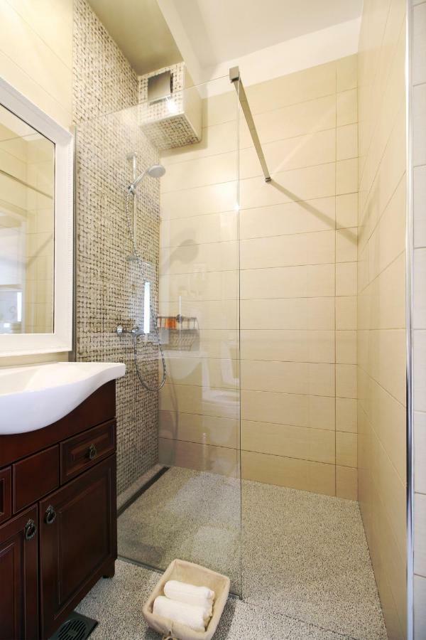 Little House Apartment Sibiu Ngoại thất bức ảnh